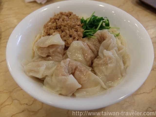 奇福扁食エビワンタン麺